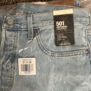 Levi's woman's Light Blue 501 Original Cropped Jeans